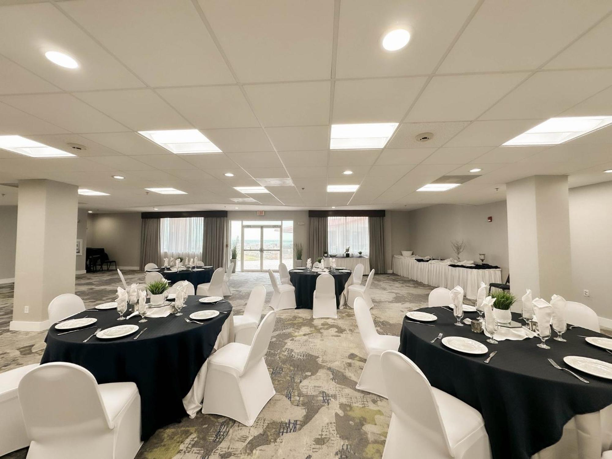 Holiday Inn Hotel & Suites Daytona Beach On The Ocean By Ihg Ngoại thất bức ảnh