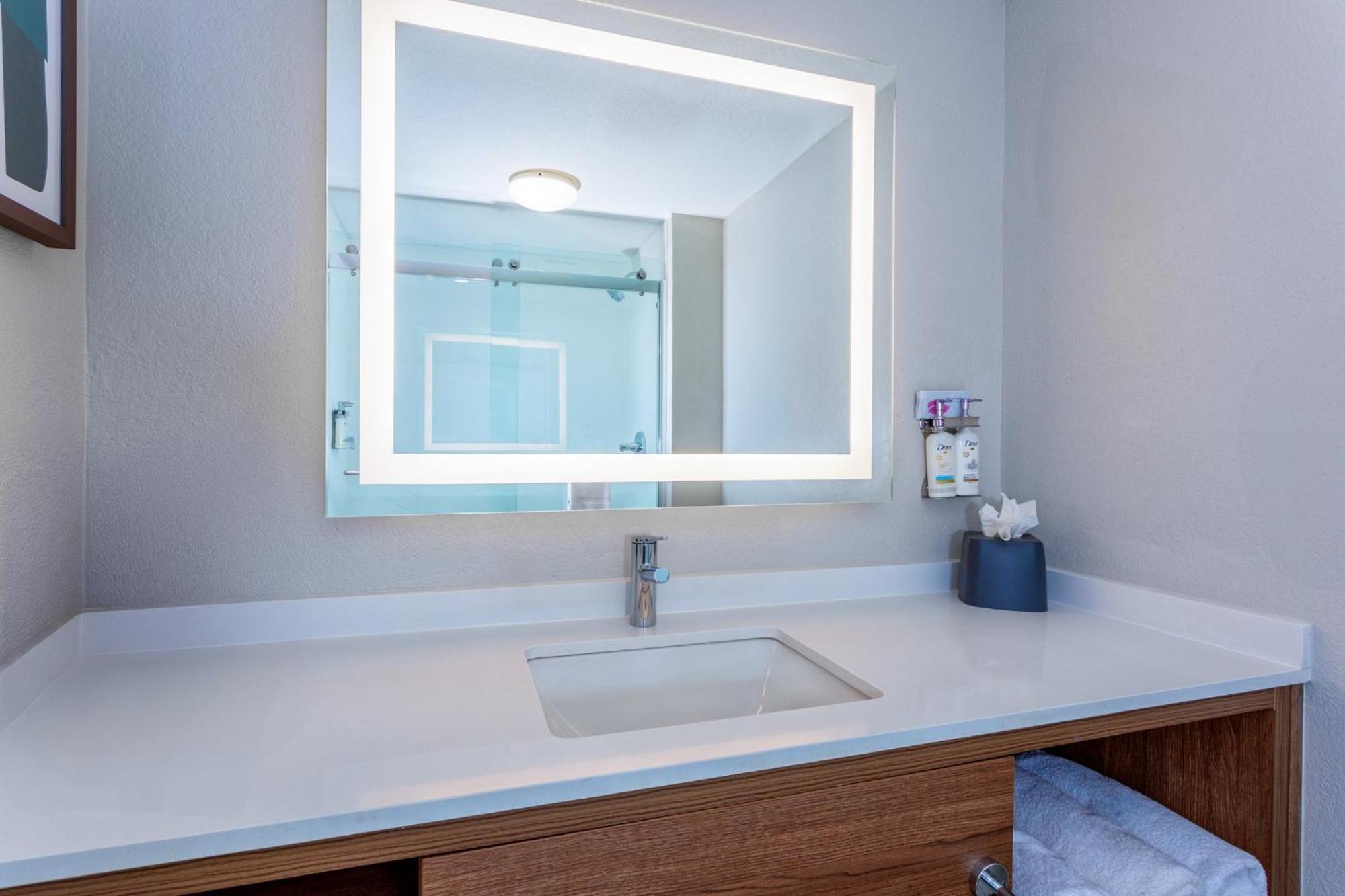 Holiday Inn Hotel & Suites Daytona Beach On The Ocean By Ihg Ngoại thất bức ảnh
